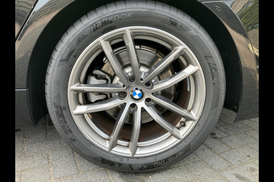BMW 5 Serie 520i  | M-Sport | Trekhaak | Camera