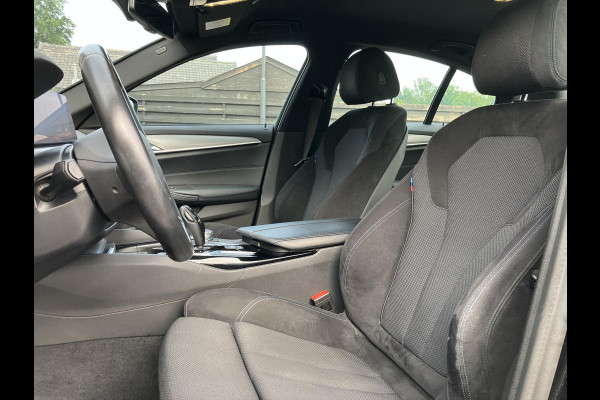 BMW 5 Serie 520i  | M-Sport | Trekhaak | Camera