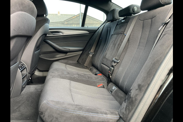 BMW 5 Serie 520i  | M-Sport | Trekhaak | Camera