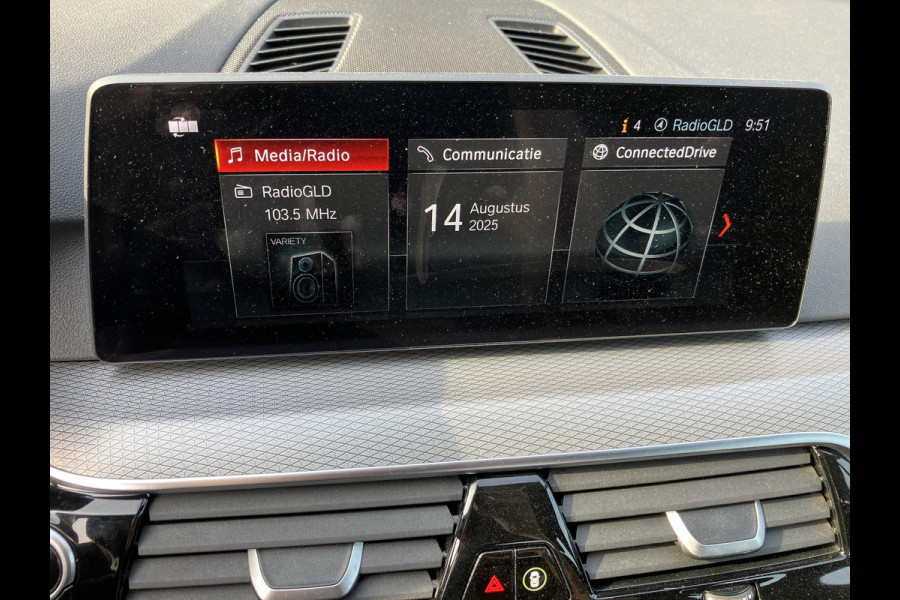 BMW 5 Serie 520i  | M-Sport | Trekhaak | Camera