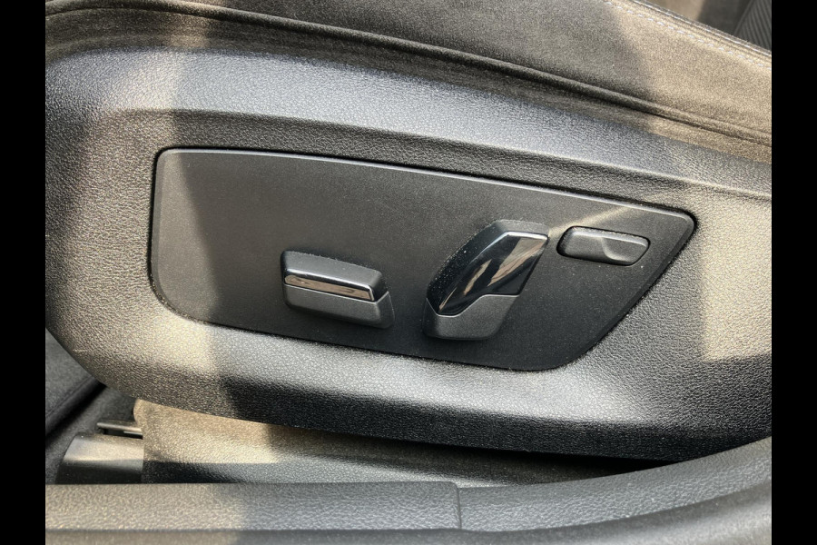 BMW 5 Serie 520i  | M-Sport | Trekhaak | Camera