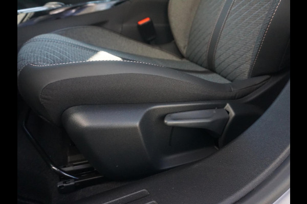 Peugeot 2008 1.2 Hybrid 145 Allure 360 Camera