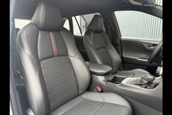 Toyota RAV4 2.5 Plug-in Hybrid AWD Bi-Tone Plus | Trekhaak | Stoel koeling+verwarming | 26.000 km | Rijklaar!!