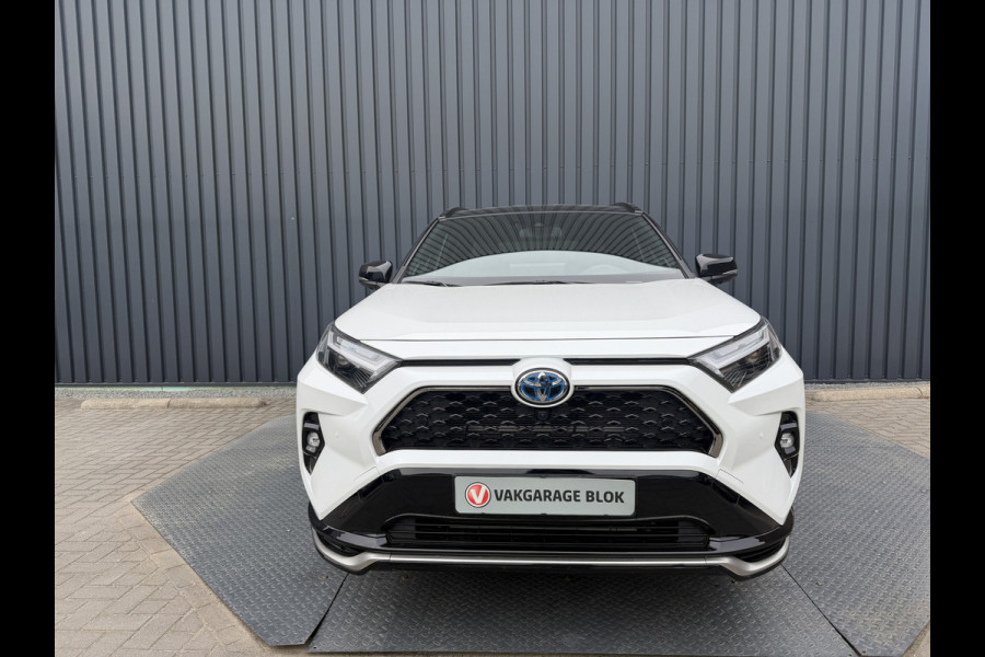 Toyota RAV4 2.5 Plug-in Hybrid AWD Bi-Tone Plus | Trekhaak | Stoel koeling+verwarming | 26.000 km | Rijklaar!!