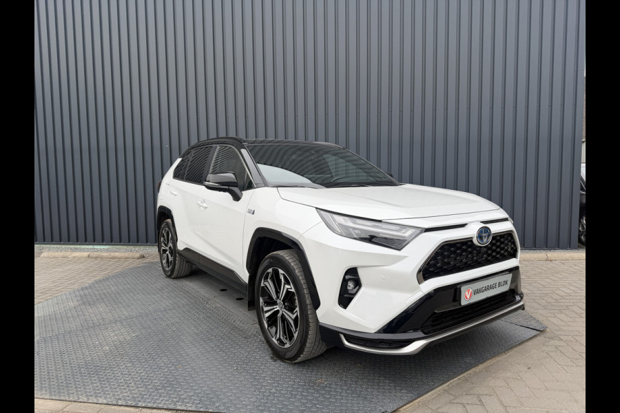 Toyota RAV4 2.5 Plug-in Hybrid AWD Bi-Tone Plus | Trekhaak | Stoel koeling+verwarming | 26.000 km | Rijklaar!!