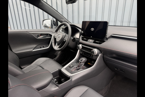 Toyota RAV4 2.5 Plug-in Hybrid AWD Bi-Tone Plus | Trekhaak | Stoel koeling+verwarming | 26.000 km | Rijklaar!!