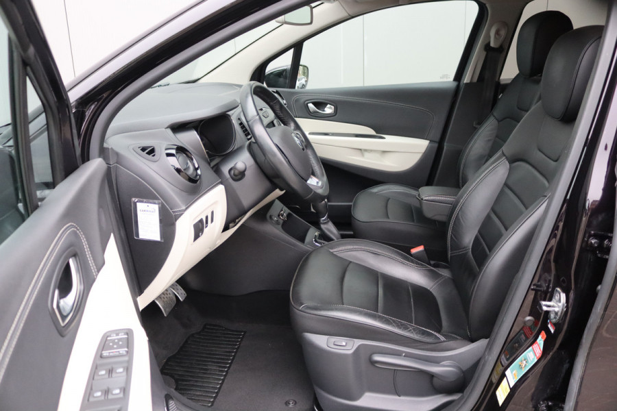 Renault Captur 1.3TCe 150PK Automaat Initiale Paris Navigatie/Camera/Trekhaak/Leder/Stoelverwarming