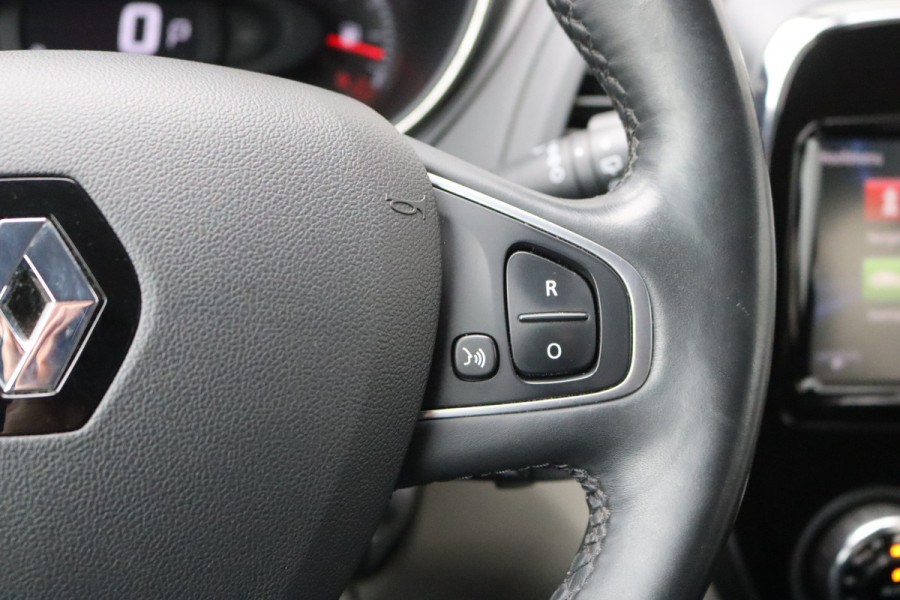 Renault Captur 1.3TCe 150PK Automaat Initiale Paris Navigatie/Camera/Trekhaak/Leder/Stoelverwarming