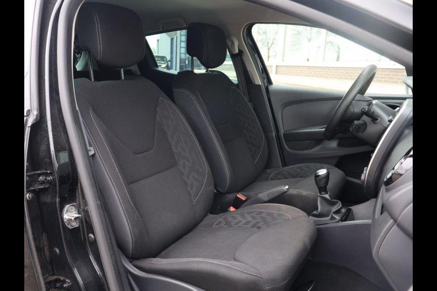 Renault Clio 0.9 TCe LIMITED HATCHBACK + NAVIGATIE | LMV | BASS REFLEX AUDIO | CRUISE CONTROL