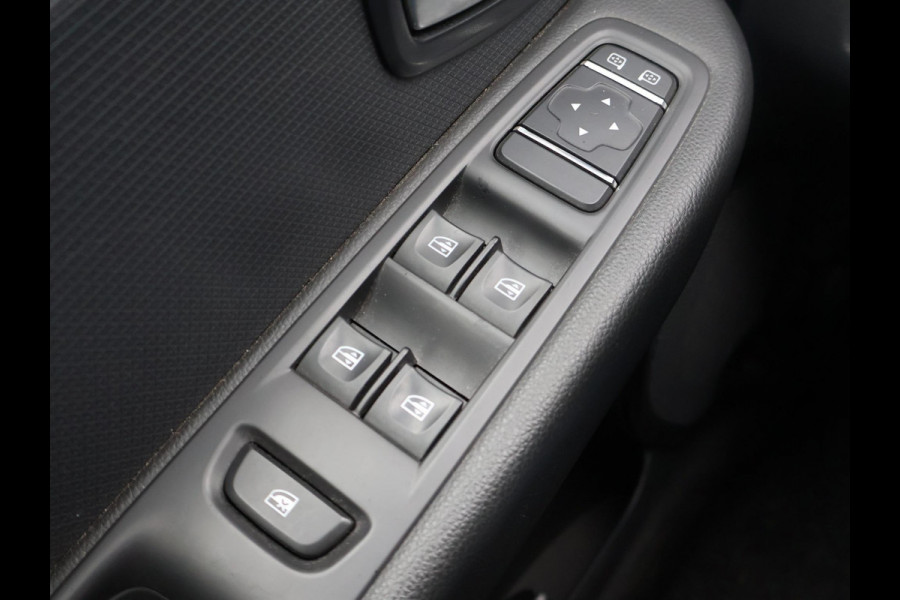 Renault Clio 0.9 TCe LIMITED HATCHBACK + NAVIGATIE | LMV | BASS REFLEX AUDIO | CRUISE CONTROL