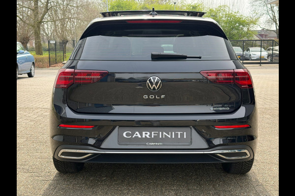 Volkswagen Golf 1.4 eHybrid Style DSG | Panoramadak | Navigatie | Climate | ACC cruise| Memory Seat | 16".