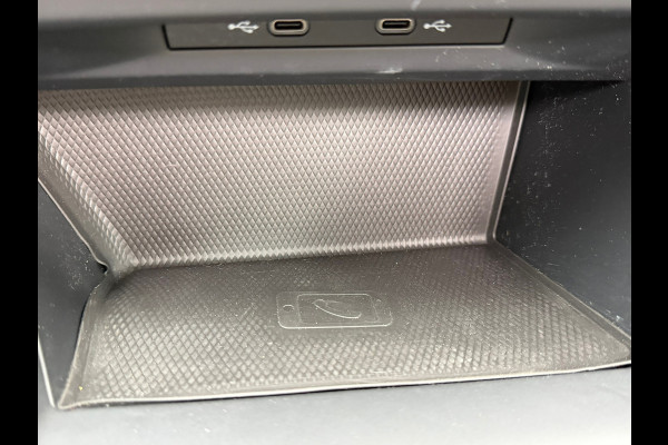 Volkswagen Golf 1.4 eHybrid Style DSG | Panoramadak | Navigatie | Climate | ACC cruise| Memory Seat | 16".