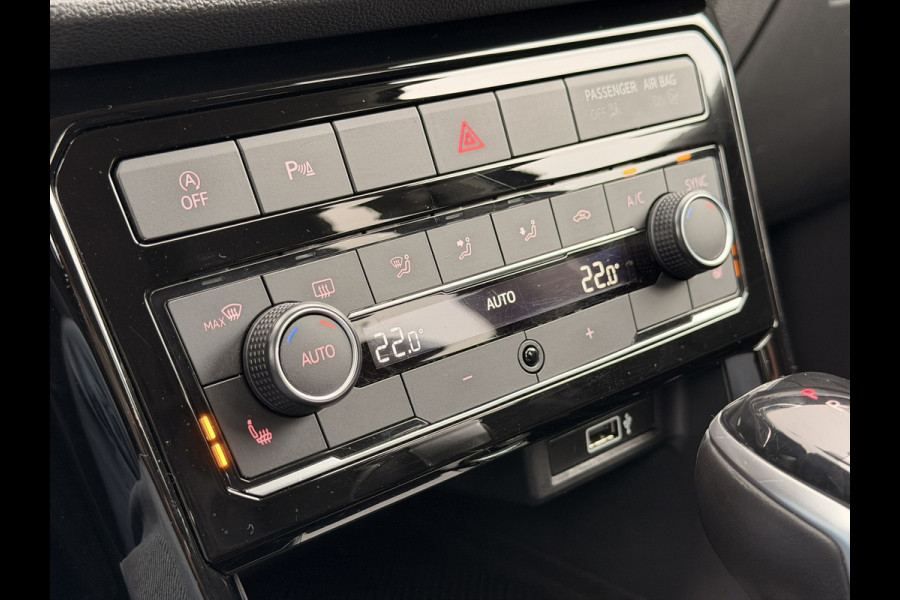 Volkswagen T-Cross 1.0 TSI DSG LED Camera 18' CarPlay Virtual ACC Stoelverwarming