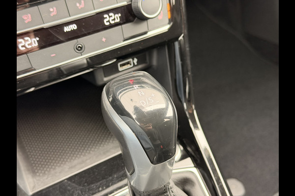 Volkswagen T-Cross 1.0 TSI DSG LED Camera 18' CarPlay Virtual ACC Stoelverwarming