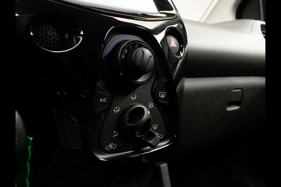 Peugeot 108 1.0 e-VTi Allure Sport (CRUISE,BLUETOOTH,ELEKTRISCH PAKKET,SPOILER,SPORTSTOELEN,LM VELGEN,NIEUWE APK,NETTE STAAT)