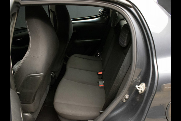 Peugeot 108 1.0 e-VTi Allure Sport (CRUISE,BLUETOOTH,ELEKTRISCH PAKKET,SPOILER,SPORTSTOELEN,LM VELGEN,NIEUWE APK,NETTE STAAT)