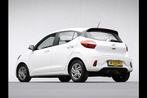 Hyundai i10 1.0 Comfort Sport (APPLE CARPLAY,NAVI,CAMERA,PDC,LED,CLIMATE,CRUISE,LANE ASSIST,SPORTSTOELEN,NETTE STAAT)