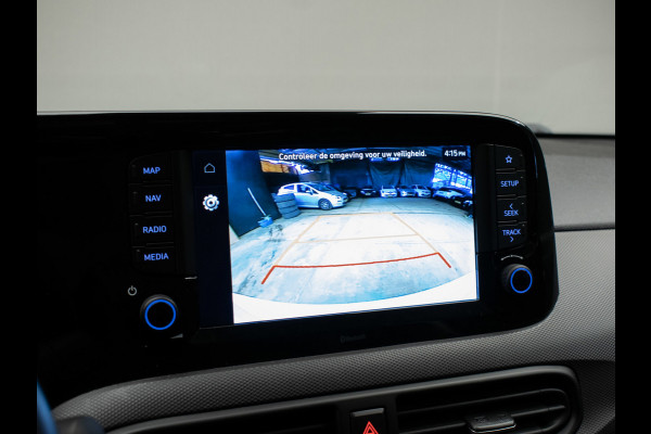 Hyundai i10 1.0 Comfort Sport (APPLE CARPLAY,NAVI,CAMERA,PDC,LED,CLIMATE,CRUISE,LANE ASSIST,SPORTSTOELEN,NETTE STAAT)