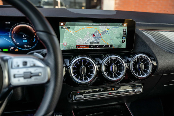 Mercedes-Benz GLA 250 e AMG ACC Stoelventilatie HuD Burmester VOL!!