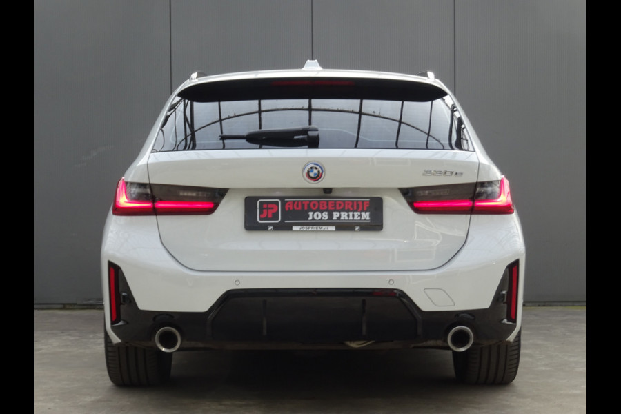 BMW 3 Serie Touring 330e * M-PAKKET * FACELIFT !!