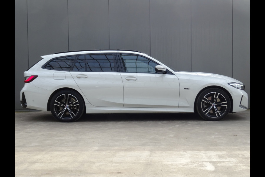 BMW 3 Serie Touring 330e * M-PAKKET * FACELIFT !!
