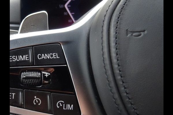 BMW 3 Serie Touring 330e * M-PAKKET * FACELIFT !!