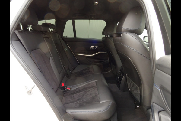 BMW 3 Serie Touring 330e * M-PAKKET * FACELIFT !!
