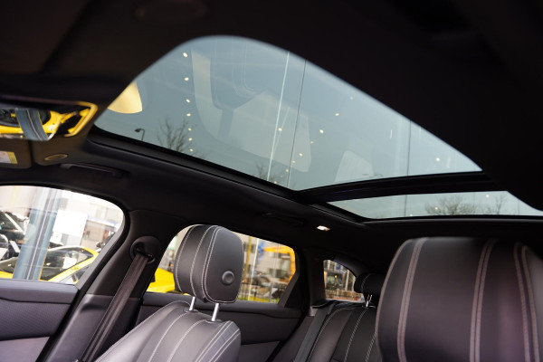 Land Rover Range Rover Velar P250 Turbo AWD R-Dynamic HSE Panoramdak / Meridian