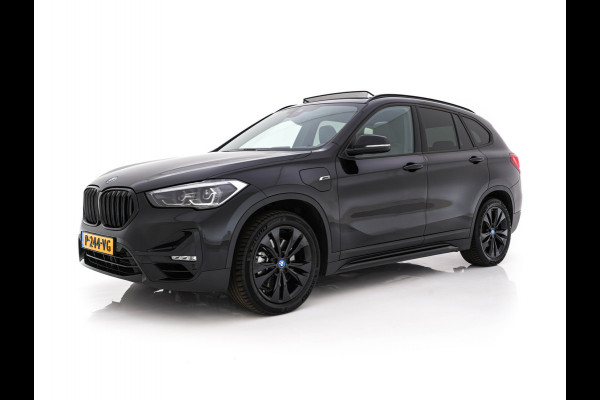 BMW X1 xDrive25e Sportline Business Edition Plus (Plug-In) (INCL-BTW) Aut. *PANO | LEATHER | FULL-LED | HEATED-SPORTSEATS | HIFI-SYSTEM | CAMERA | PRIVACYGLASS | NAVI-FULLMAP | ECC | HEAD-UP | PDC | KEYLESS | DAB | CRUISE | TOWBAR | AMBIENTLIGHT | 18