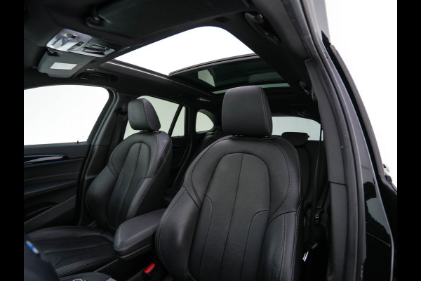 BMW X1 xDrive25e Sportline Business Edition Plus (Plug-In) (INCL-BTW) Aut. *PANO | LEATHER | FULL-LED | HEATED-SPORTSEATS | HIFI-SYSTEM | CAMERA | PRIVACYGLASS | NAVI-FULLMAP | ECC | HEAD-UP | PDC | KEYLESS | DAB | CRUISE | TOWBAR | AMBIENTLIGHT | 18