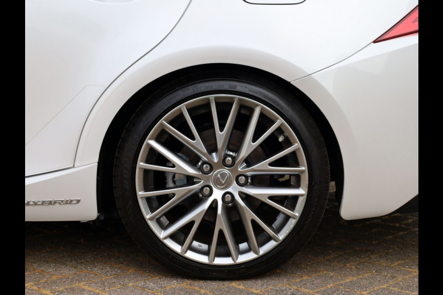 Lexus IS 300h Hybrid Luxury Line | Mark Levinson | Stoelventilatie | Schu