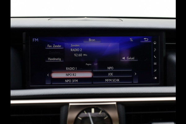 Lexus IS 300h Hybrid Luxury Line | Mark Levinson | Stoelventilatie | Schu