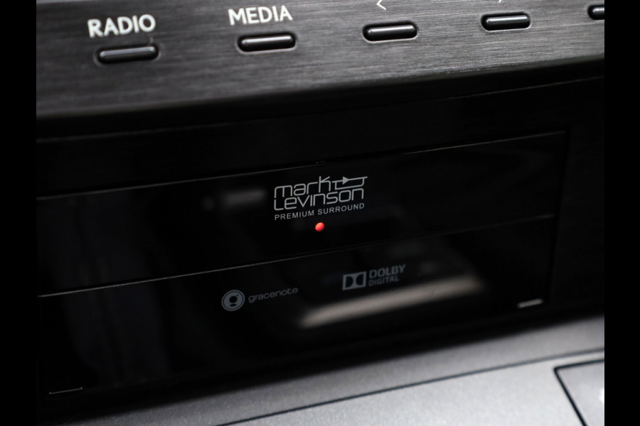 Lexus IS 300h Hybrid Luxury Line | Mark Levinson | Stoelventilatie | Schu