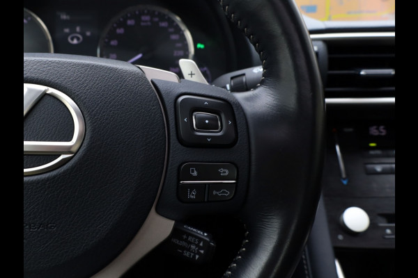 Lexus IS 300h Hybrid Luxury Line | Mark Levinson | Stoelventilatie | Schu