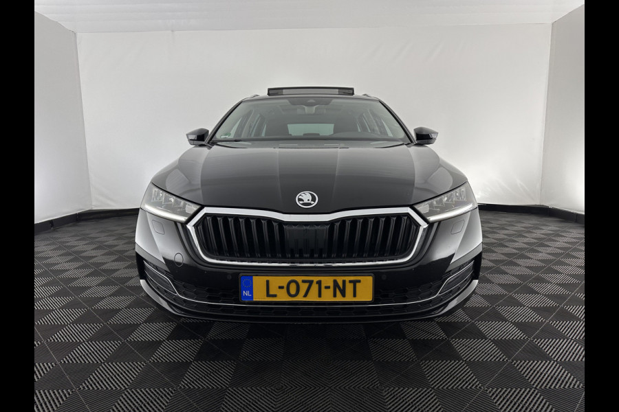 Škoda Octavia Combi 1.0 TSI Style (INCL-BTW) *PANO | FULL-LED | LANE-ASSIST | DIGI-COCKPIT | HEATED-COMFORTSEATS | NAVI-FULLMAP | PRIVACYGLASS | KEYLESS | DAB | ECC | PDC | CRUISE | TOWBAR | 18''ALU*