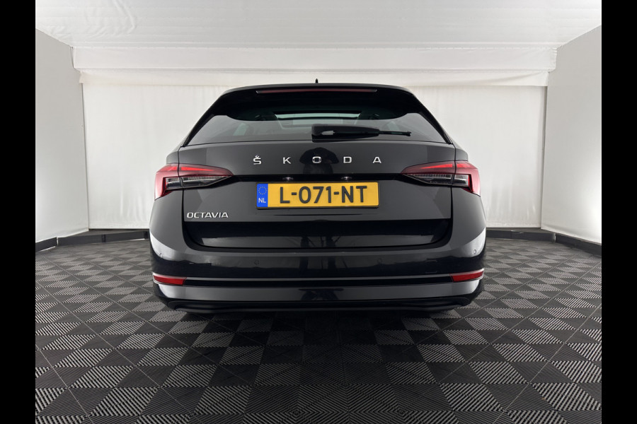 Škoda Octavia Combi 1.0 TSI Style (INCL-BTW) *PANO | FULL-LED | LANE-ASSIST | DIGI-COCKPIT | HEATED-COMFORTSEATS | NAVI-FULLMAP | PRIVACYGLASS | KEYLESS | DAB | ECC | PDC | CRUISE | TOWBAR | 18''ALU*