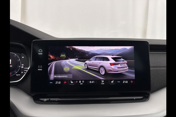 Škoda Octavia Combi 1.0 TSI Style (INCL-BTW) *PANO | FULL-LED | LANE-ASSIST | DIGI-COCKPIT | HEATED-COMFORTSEATS | NAVI-FULLMAP | PRIVACYGLASS | KEYLESS | DAB | ECC | PDC | CRUISE | TOWBAR | 18''ALU*