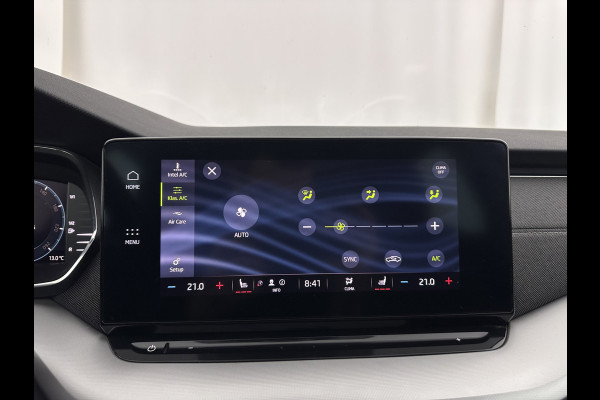 Škoda Octavia Combi 1.0 TSI Style (INCL-BTW) *PANO | FULL-LED | LANE-ASSIST | DIGI-COCKPIT | HEATED-COMFORTSEATS | NAVI-FULLMAP | PRIVACYGLASS | KEYLESS | DAB | ECC | PDC | CRUISE | TOWBAR | 18''ALU*