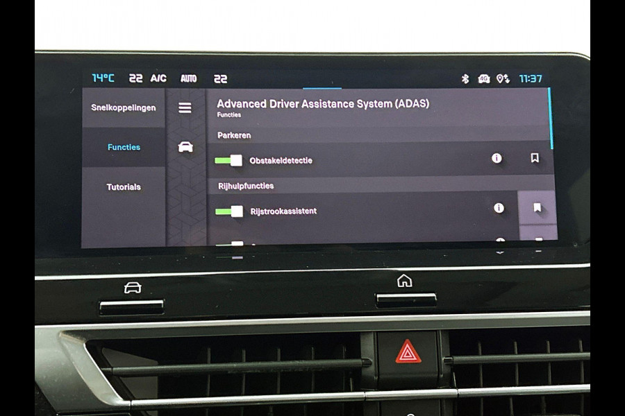 Citroën C4 1.2 130pk Shine PANO| CAMERA | NAVI & CARPLAY | AD-CRUISE