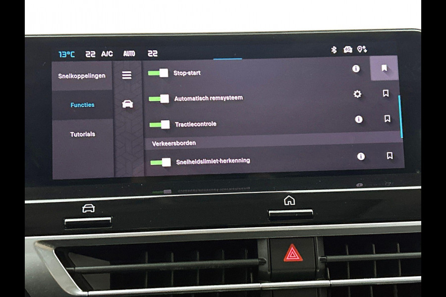 Citroën C4 1.2 130pk Shine PANO| CAMERA | NAVI & CARPLAY | AD-CRUISE