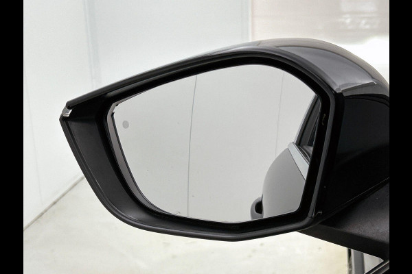 Citroën C4 1.2 130pk Shine PANO| CAMERA | NAVI & CARPLAY | AD-CRUISE