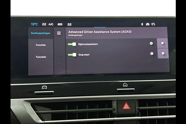 Citroën C4 1.2 130pk Shine PANO| CAMERA | NAVI & CARPLAY | AD-CRUISE