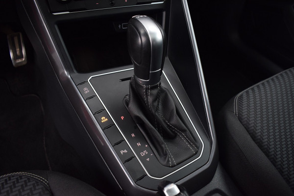 Volkswagen Polo 1.0 TSI 116pk DSG R-line | Pano | Virtual | LED | Camera