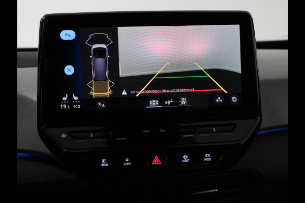 Volkswagen ID.3 First Plus 58 kWh SOH 86 % | Navigatie | Apple Carplay/Android Auto | Camera | Parkeersensoren | Adaptive Cruise Control | Full LED Matrix | Stoel- en stuurverwarming | Lichtmetalen velgen | Climate Control
