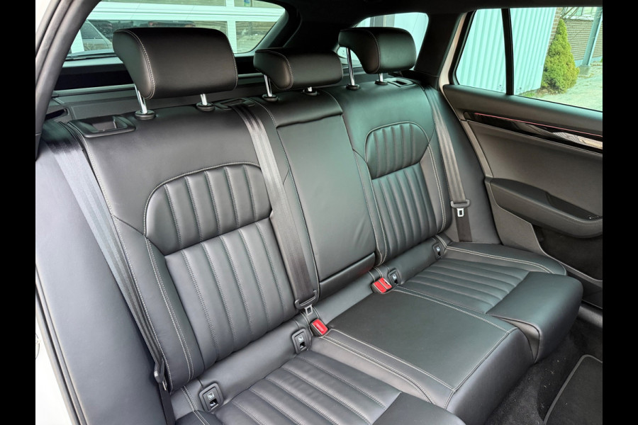 Škoda Superb Combi 1.4 TSI iV CAM/LMV19/NAVI/LEER/VIRTU/PANO