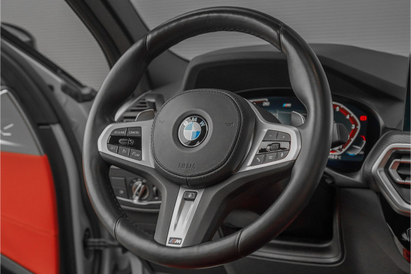 BMW X4 xDrive20i M-Sport Pano Laser Stuurverw Trekhaak Individual 20"