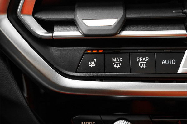 BMW X4 xDrive20i M-Sport Pano Laser Stuurverw Trekhaak Individual 20"