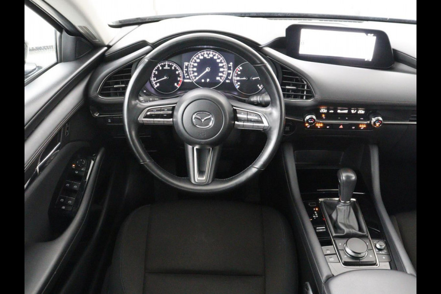 Mazda 3 2.0 e-SkyActiv-X 186 | Carplay | Camera | Stoel & Stuurverwarming | Full LED | Head-up | Adaptive Cruise | Navigatie