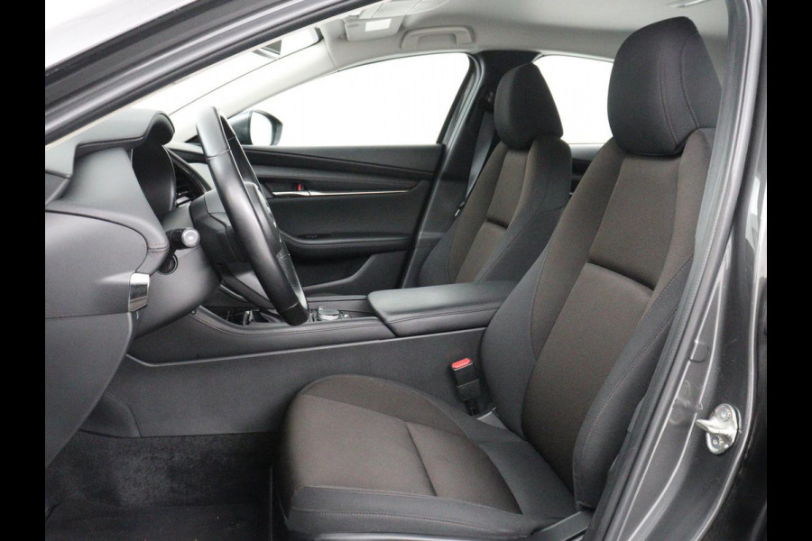 Mazda 3 2.0 e-SkyActiv-X 186 | Carplay | Camera | Stoel & Stuurverwarming | Full LED | Head-up | Adaptive Cruise | Navigatie