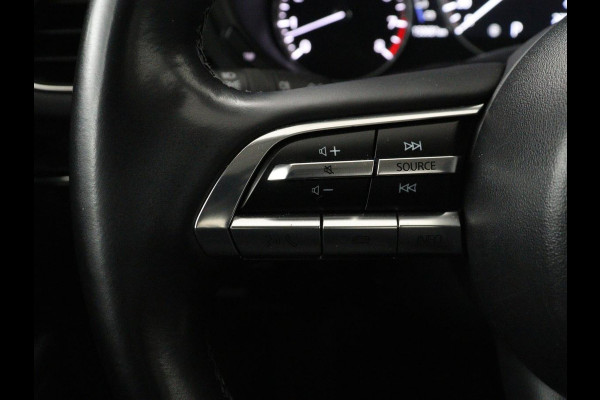 Mazda 3 2.0 e-SkyActiv-X 186 | Carplay | Camera | Stoel & Stuurverwarming | Full LED | Head-up | Adaptive Cruise | Navigatie